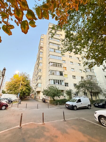 Piata Iancului 2 camere, bloc din 1980,  11 min. Metrou Piata Iancului